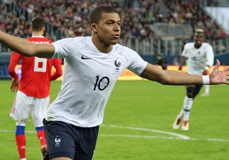 mbappe pochodzenie