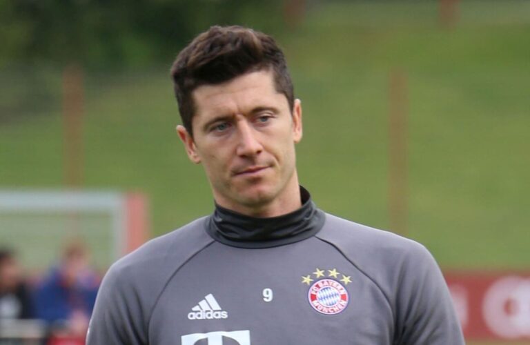 robert lewandowski wykształcenie