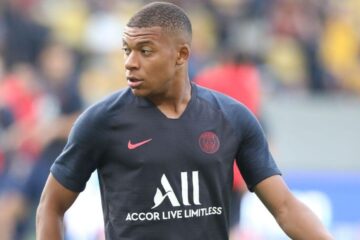 mbappe zarobki